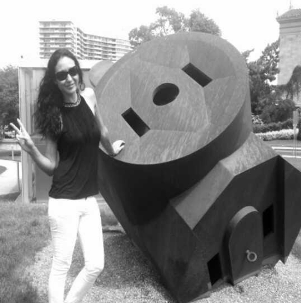 Meet your Posher, Lola